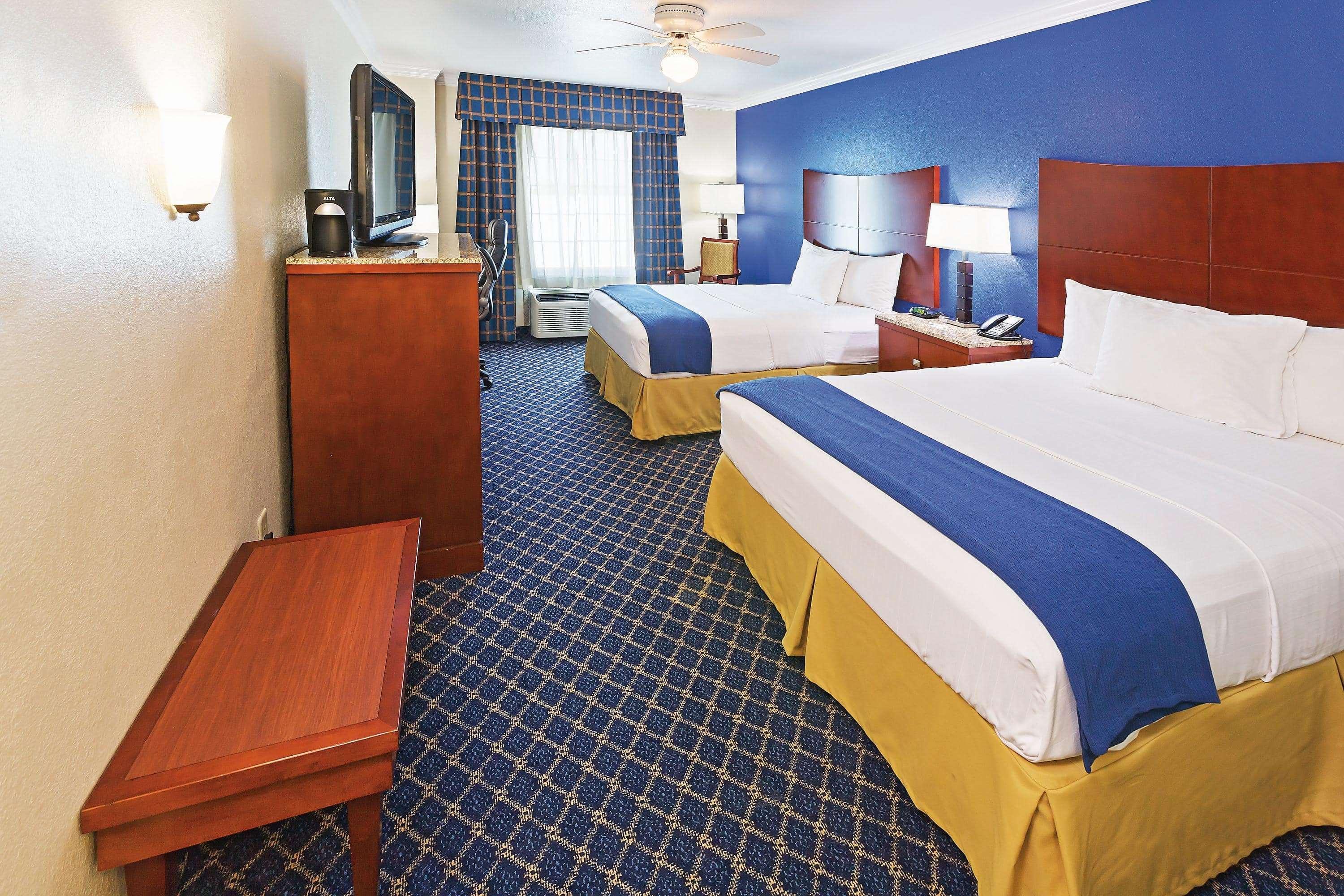La Quinta By Wyndham Dalhart Hotel Exterior photo