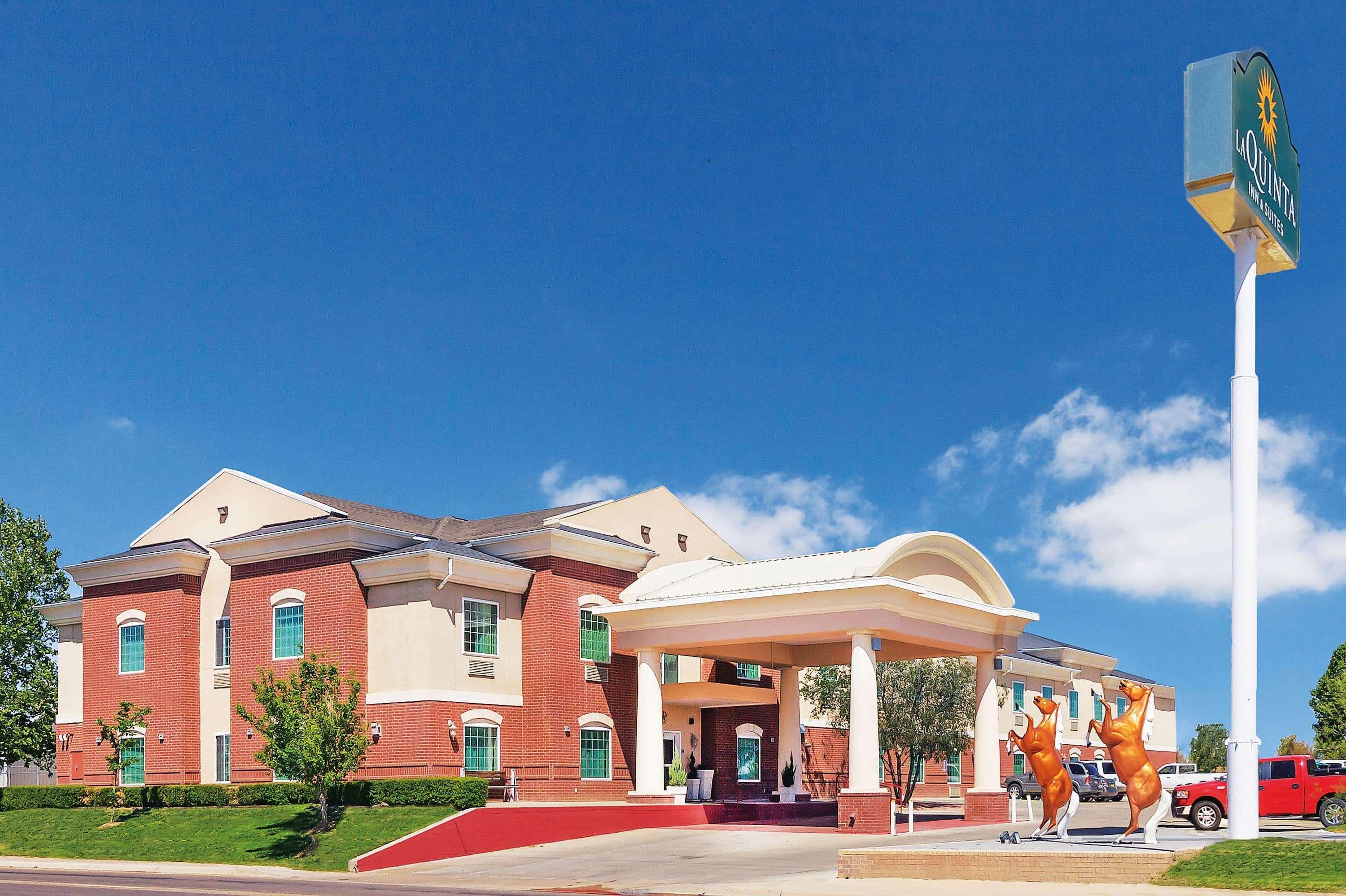 La Quinta By Wyndham Dalhart Hotel Exterior photo