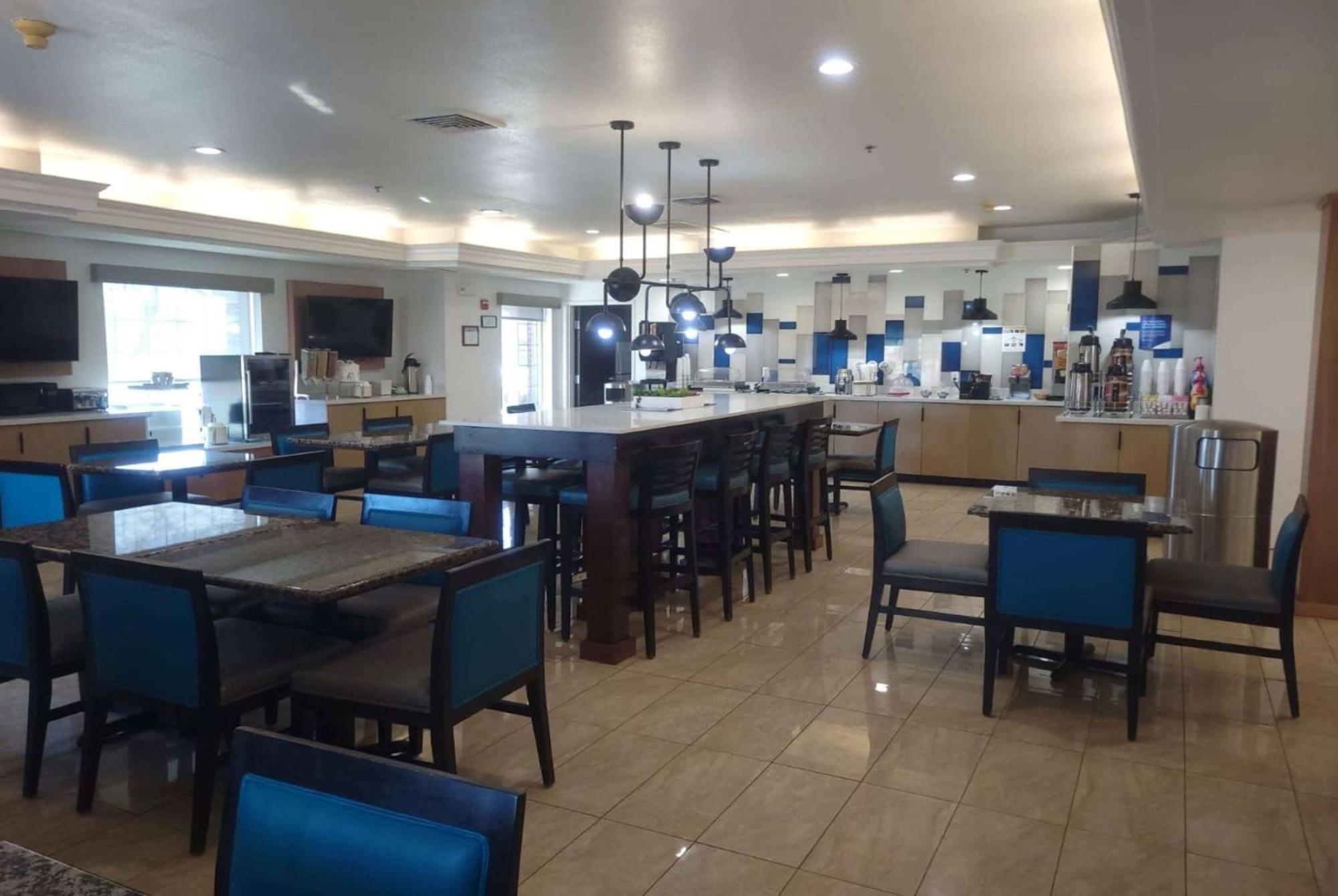 La Quinta By Wyndham Dalhart Hotel Exterior photo